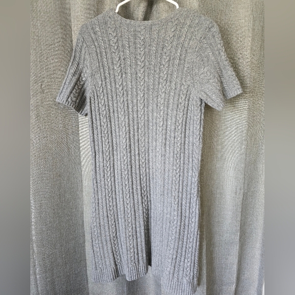 Brooks Brothers Grey Cable Knit Short Sleeve Sweater Dress Size M Mini Length - Picture 2 of 4